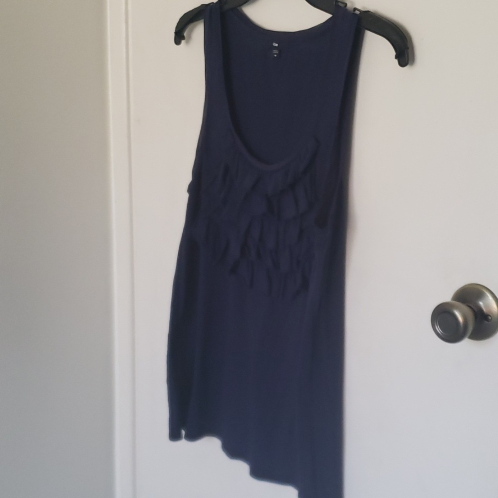 Gap Ruffle Front Tank, Size M - Picture 2 of 3